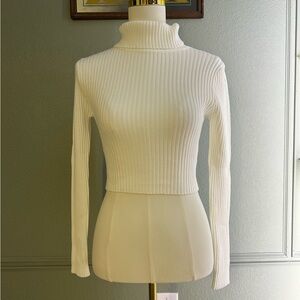 Love Tree Women's Tight-Fitting Ribbed Turtleneck Sweater - SIZE M